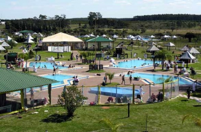 FEDERACION + TERMAS DE CHAJARI + FULL DAY EN COLON TERMAL
